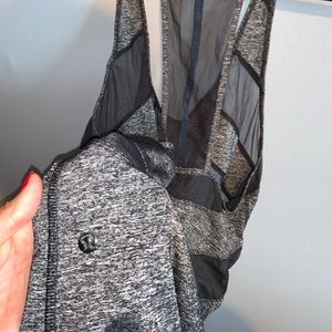 Lulu workout top